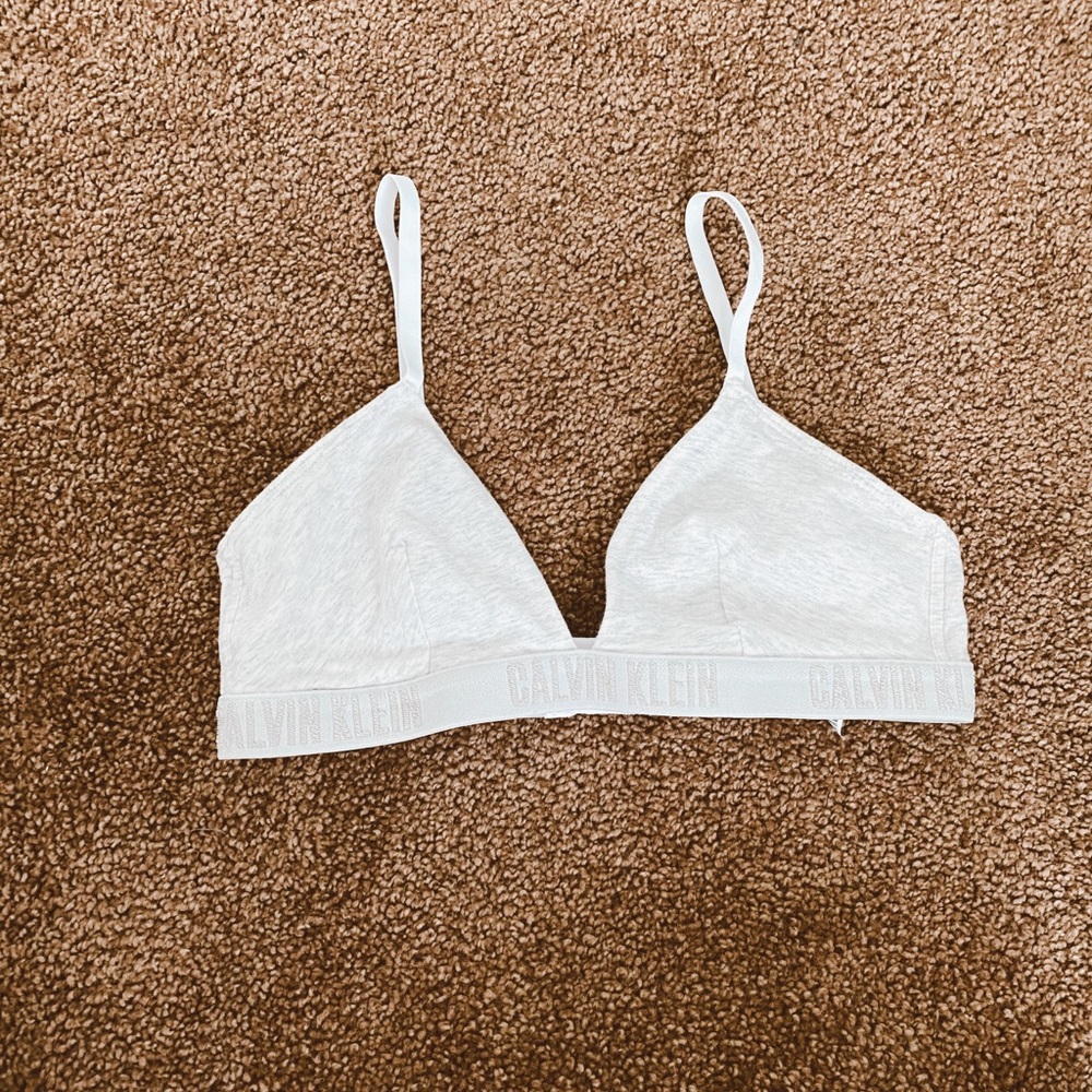 Calvin Klein bralette 👄